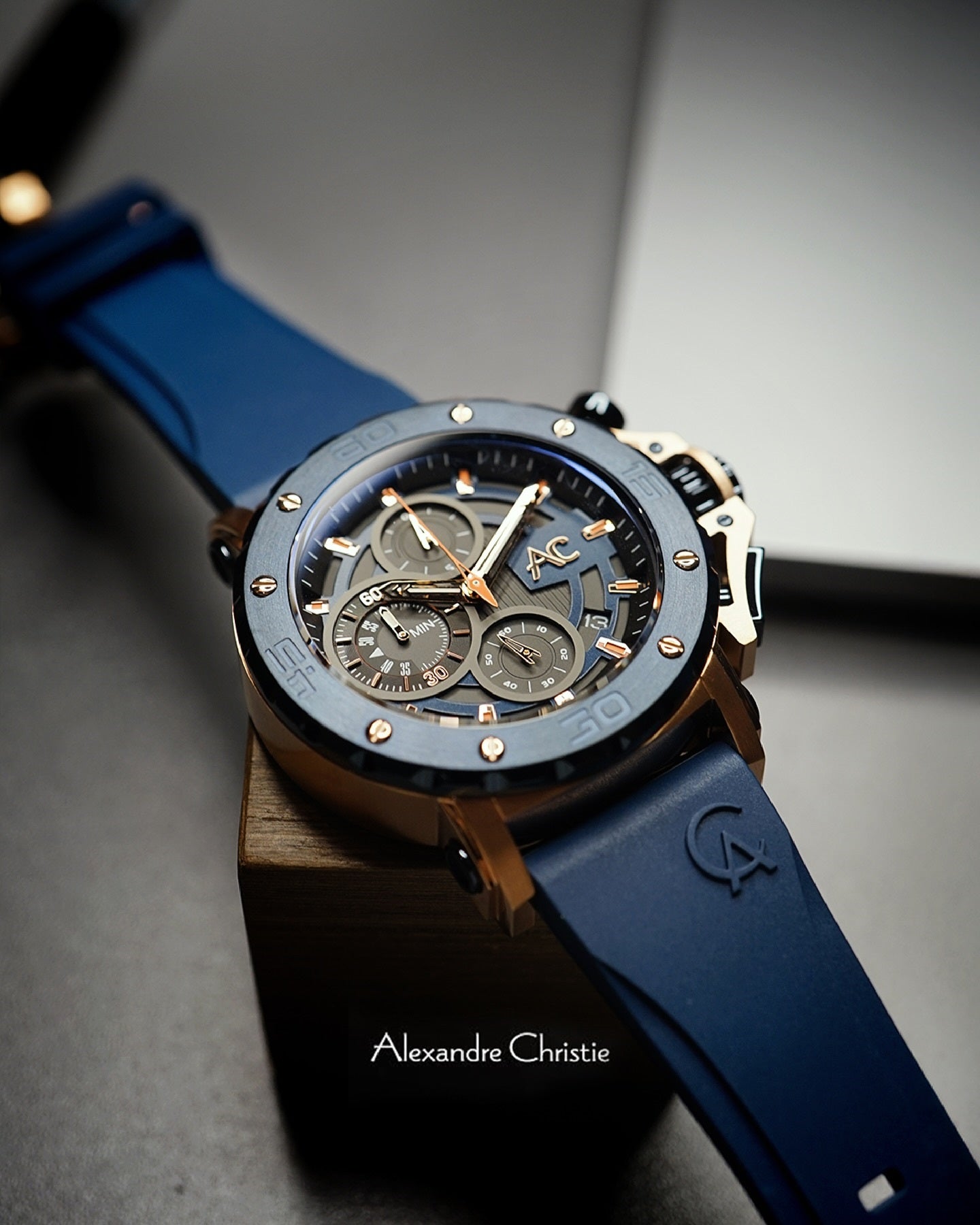 9205MCRURBU Men's Chronograph Quartz Watch 47mm